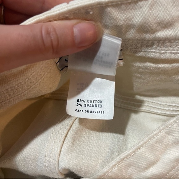 St. John White High Rise Wide Leg Jeans Size 12 - Picture 5 of 5